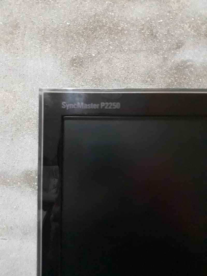 Samsung LCD 24 inch 7