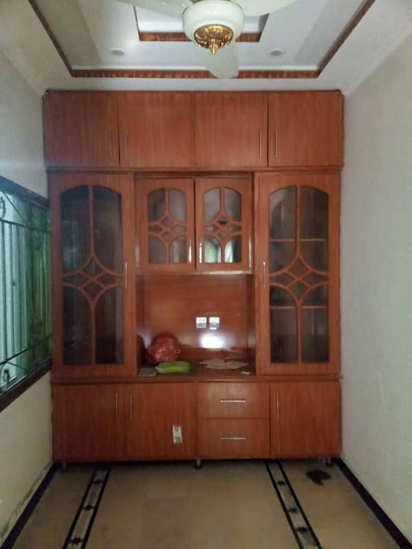 House for rent 5 Marla double story in ghauri town phase 4b isb 3