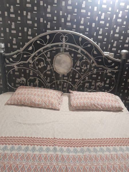 Iron Bed king size 2