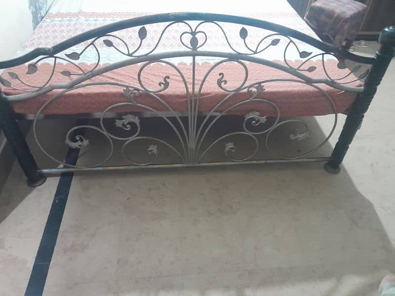 Iron Bed king size 3