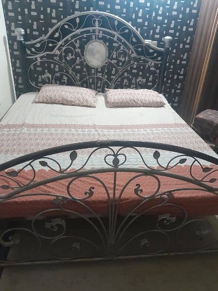 Iron Bed king size 4