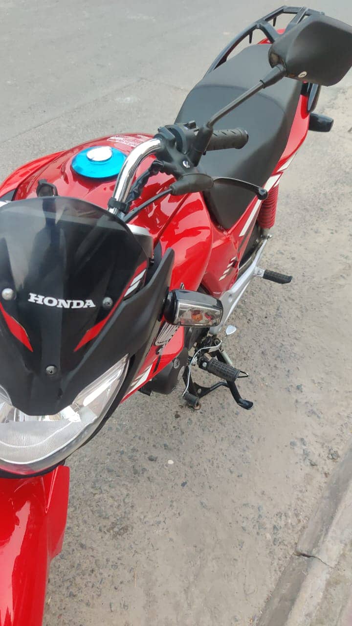 Honda CB 150F 2024 6