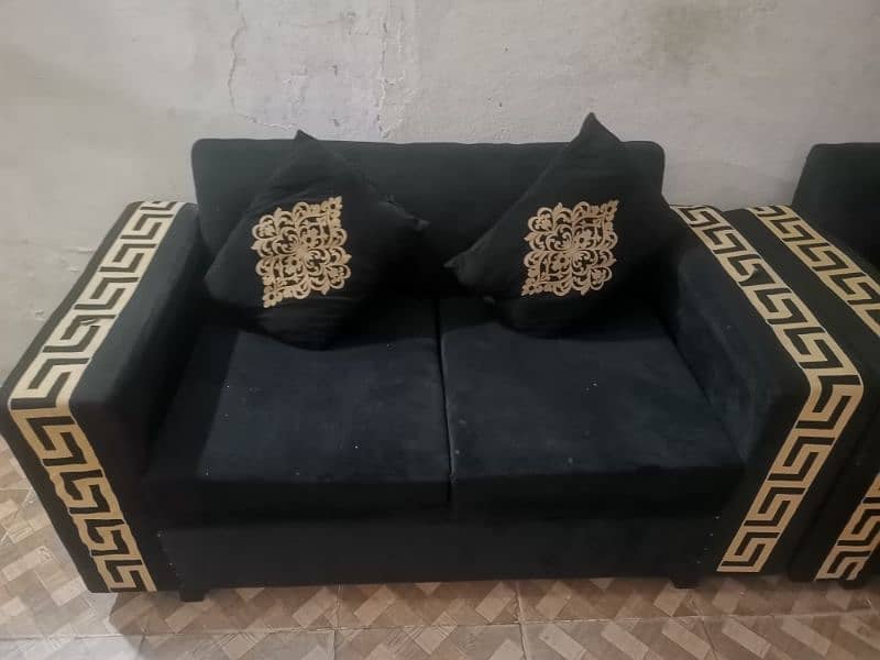 3 Seater Sofa Set For Sale 1