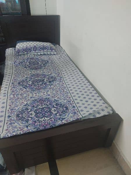 Wooden Single Bed For Sale (Without Mattress) 3