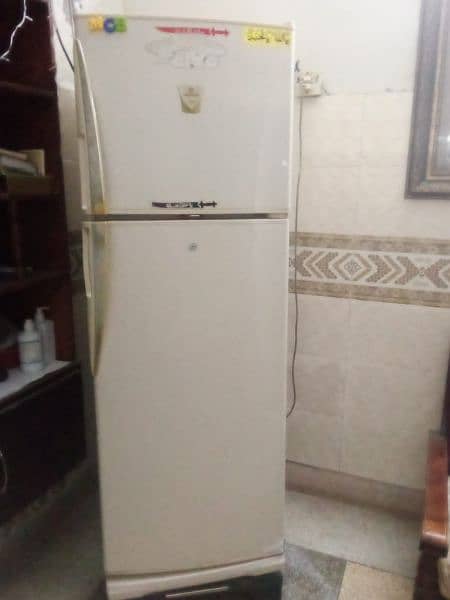 fridge (refrigerator) for sale 0