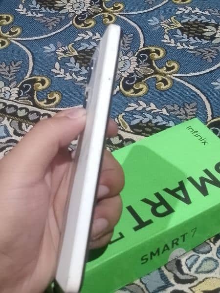 Infinix smart 7 4+3/64 Gb 2