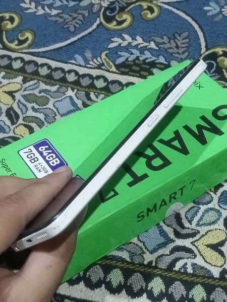 Infinix smart 7 4+3/64 Gb 4