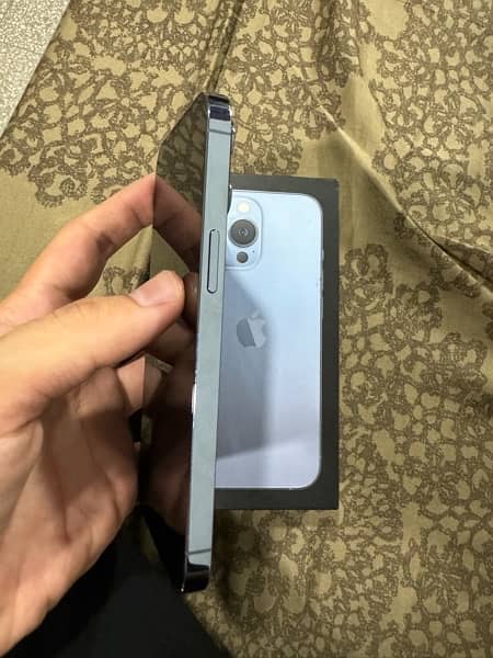 iPhone 13 Pro 256GB (Non-Pta) 3