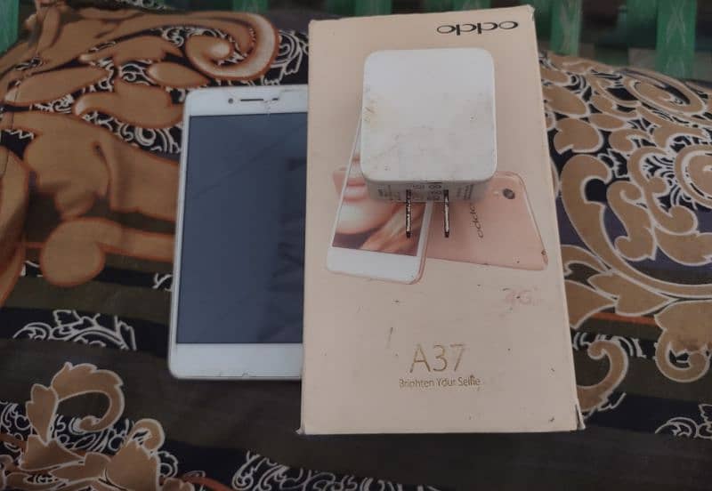 OPPO A 37 FO SALE 0