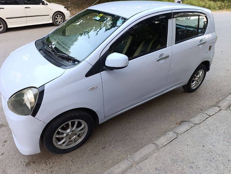 Daihatsu Mira 2013 5