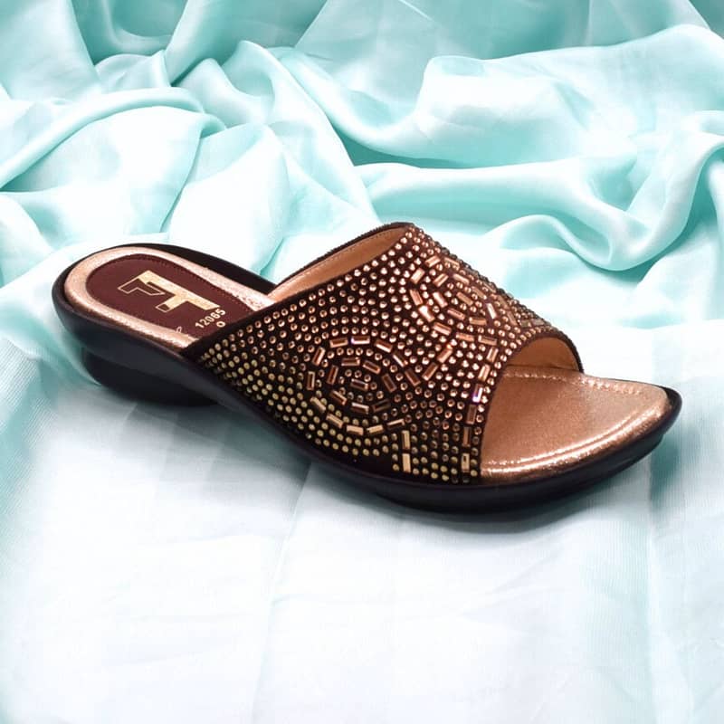 Women Shoes Stock available on Wholesale 4