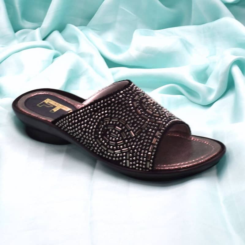 Women Shoes Stock available on Wholesale 5