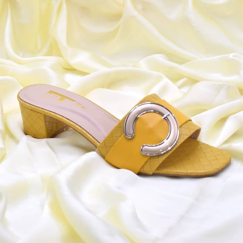 Women Shoes Stock available on Wholesale 10