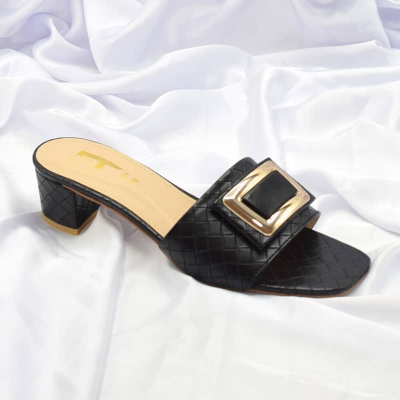 Women Shoes Stock available on Wholesale 14