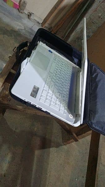 core i3 Toshiba 3