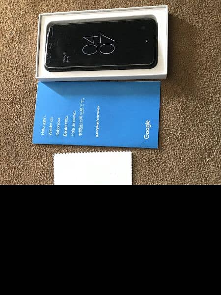 Google pixel 4 6/64 with box 5