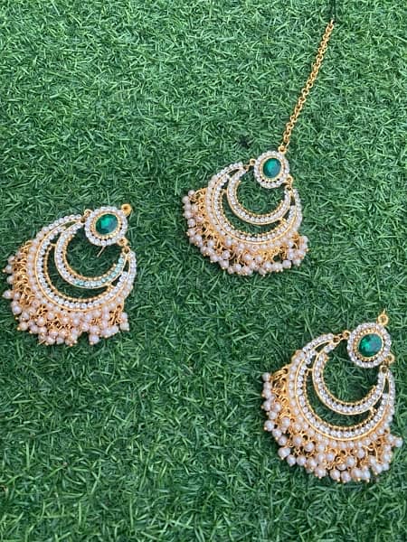 earrings bindi 2