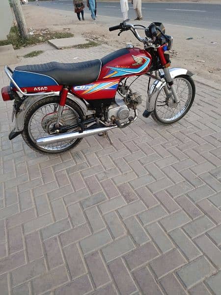 Honda CD 70 motorcycle 2019 model 4