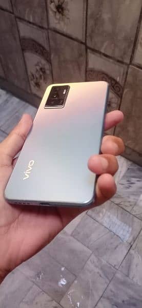 vivo V23e   8/128 1