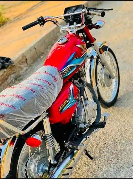 Honda 125 2024 model karachi number 252 kilo meter 1