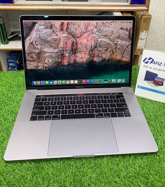 MACBOOK PRO 2019 CORE i9 for sale me no repair 2