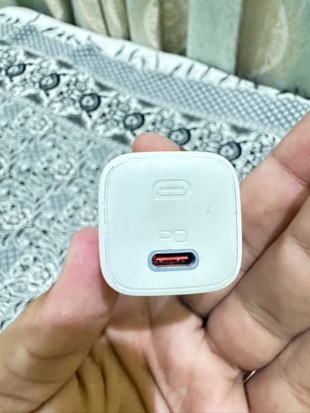 iphone Aukey charger 1