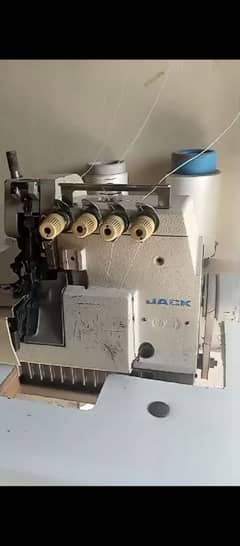 overlock machine