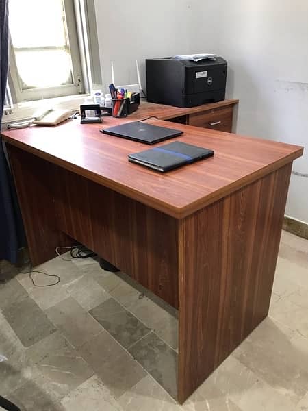 Office Executive Table Chipboard Lamination 1