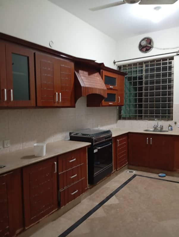 12 Marla Upper Portion available for rent in G-15 7