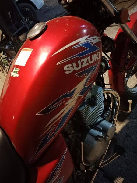 Suzuki GS 150 6