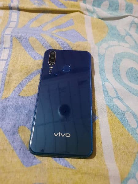 vivo y15 box sath ha gb 4/64 condition 10/9 3