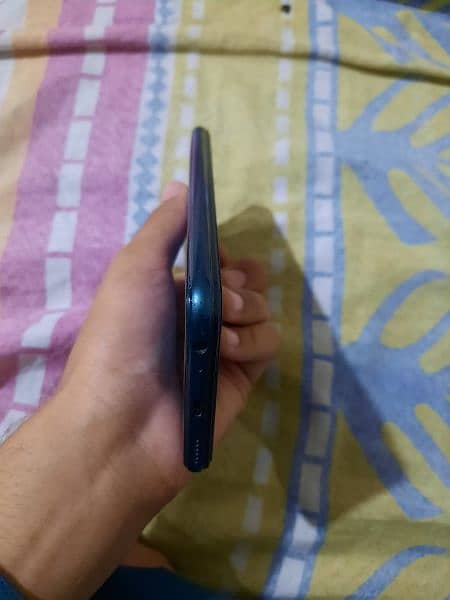 vivo y15 box sath ha gb 4/64 condition 10/9 7