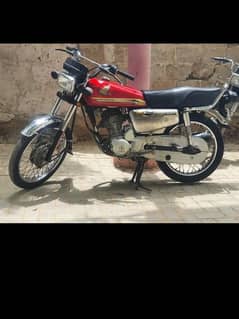 Honda 125 special edition 2021 engine okay Karachi namber