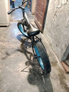 boy heavy bicycle in excellent condition