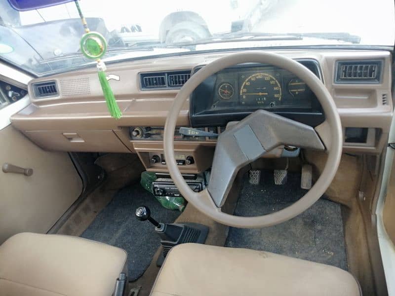 Daihatsu Charade 1987 13