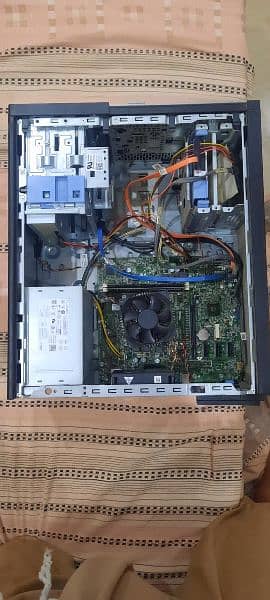 Dell Tower Core I5.4junration. 12