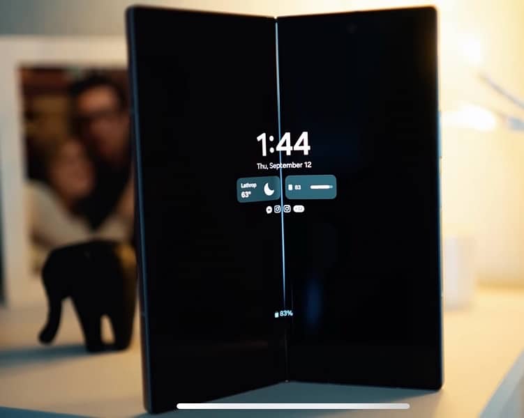 Samsung Galaxy Z Fold 6 TB Exclusive Crafted Black 3