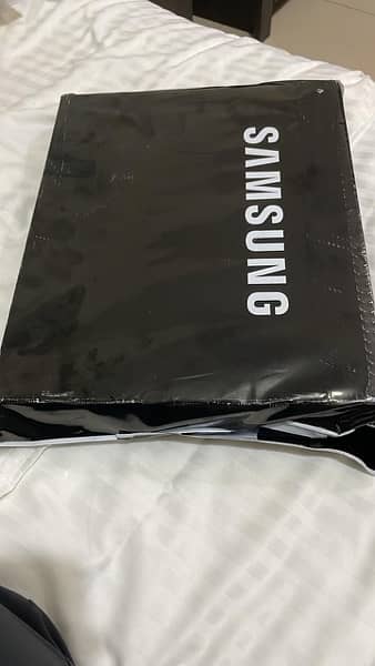 Samsung Galaxy Z Fold 6 TB Exclusive Crafted Black 7