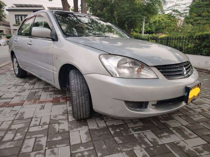 Mitsubishi Lancer 2006 Japanese 1