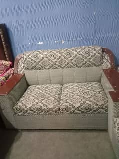 3 2 1 sofa set gud condition urgent sale