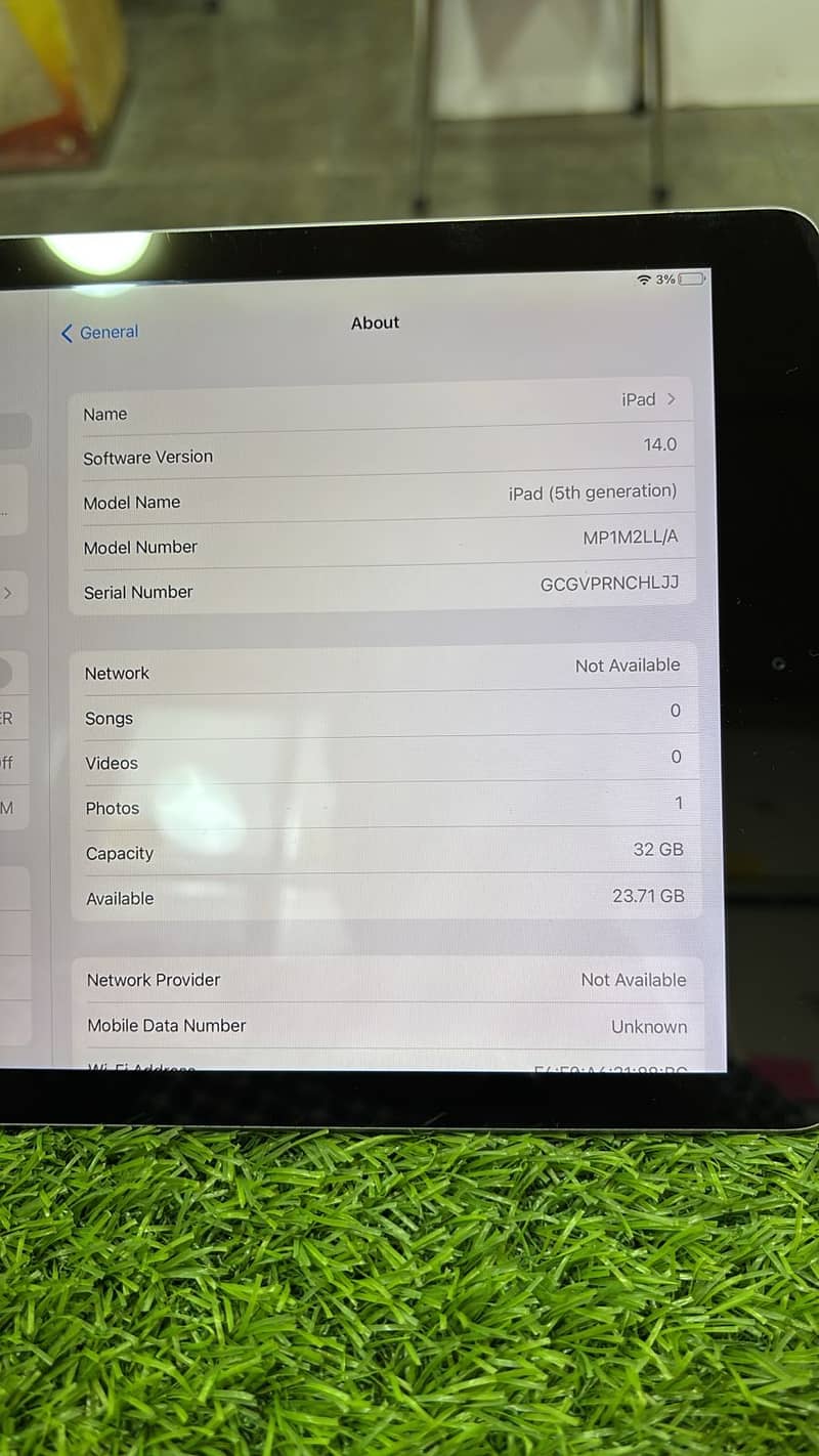 Apple  iPad (5th generation) Tablet Wi-Fi + Cellular 6