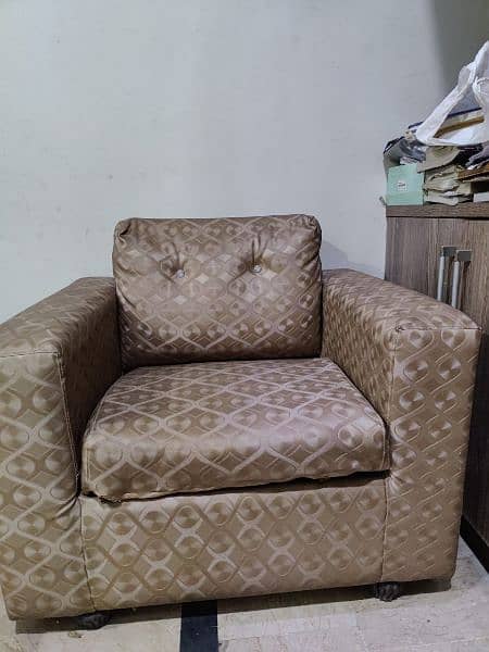 sofa set in best condition. no any fault 7