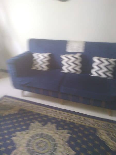 1 YEAR USED 5 SEATER SOFA SET AVAILABLE FOR SALE 2