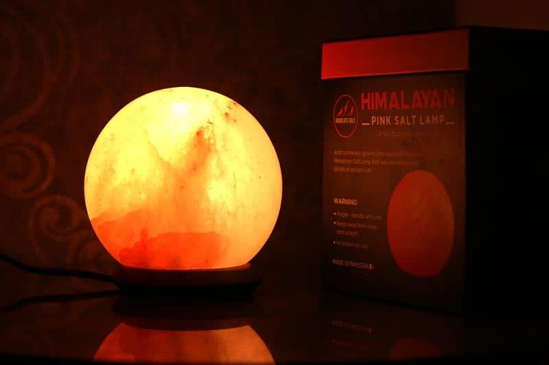 Himalayan salt lamp 3