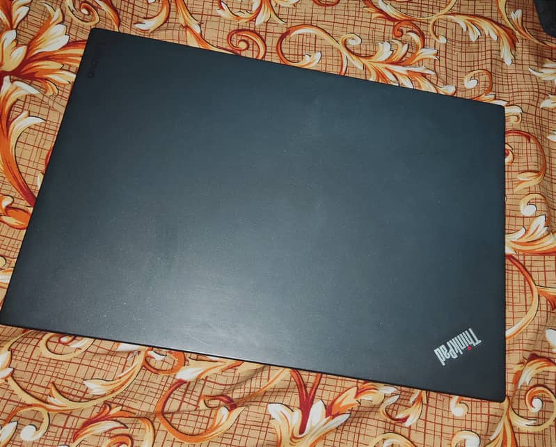 Lenovo Thinkpad 8GB , 512 GB SSD , core i5 6th generation Touch screen 1