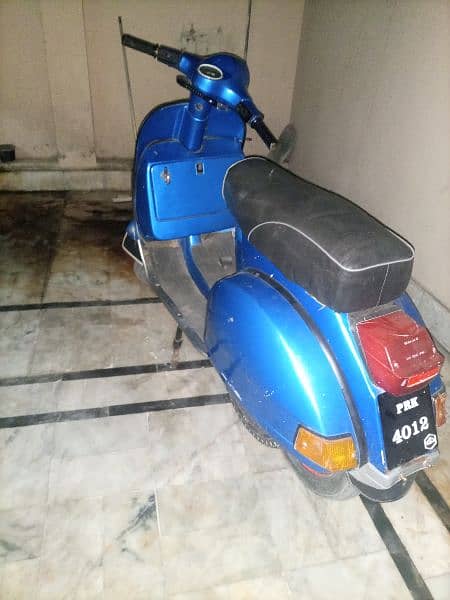 vespa 150cc super 2