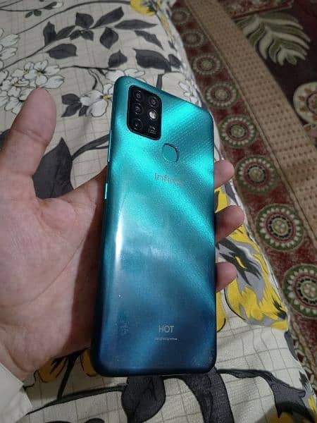 infinix hot 10 6/128 2