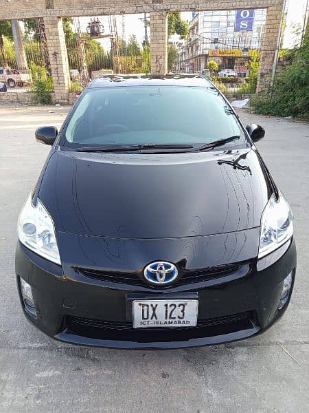 Toyota Prius 2012 1