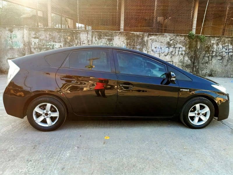 Toyota Prius 2012 7