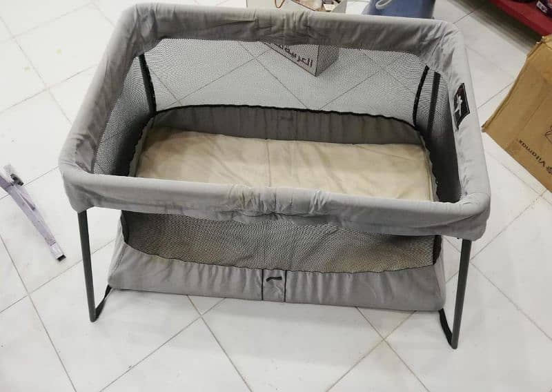 kids swing and cradle. . . . . playpen (baby coat) 4